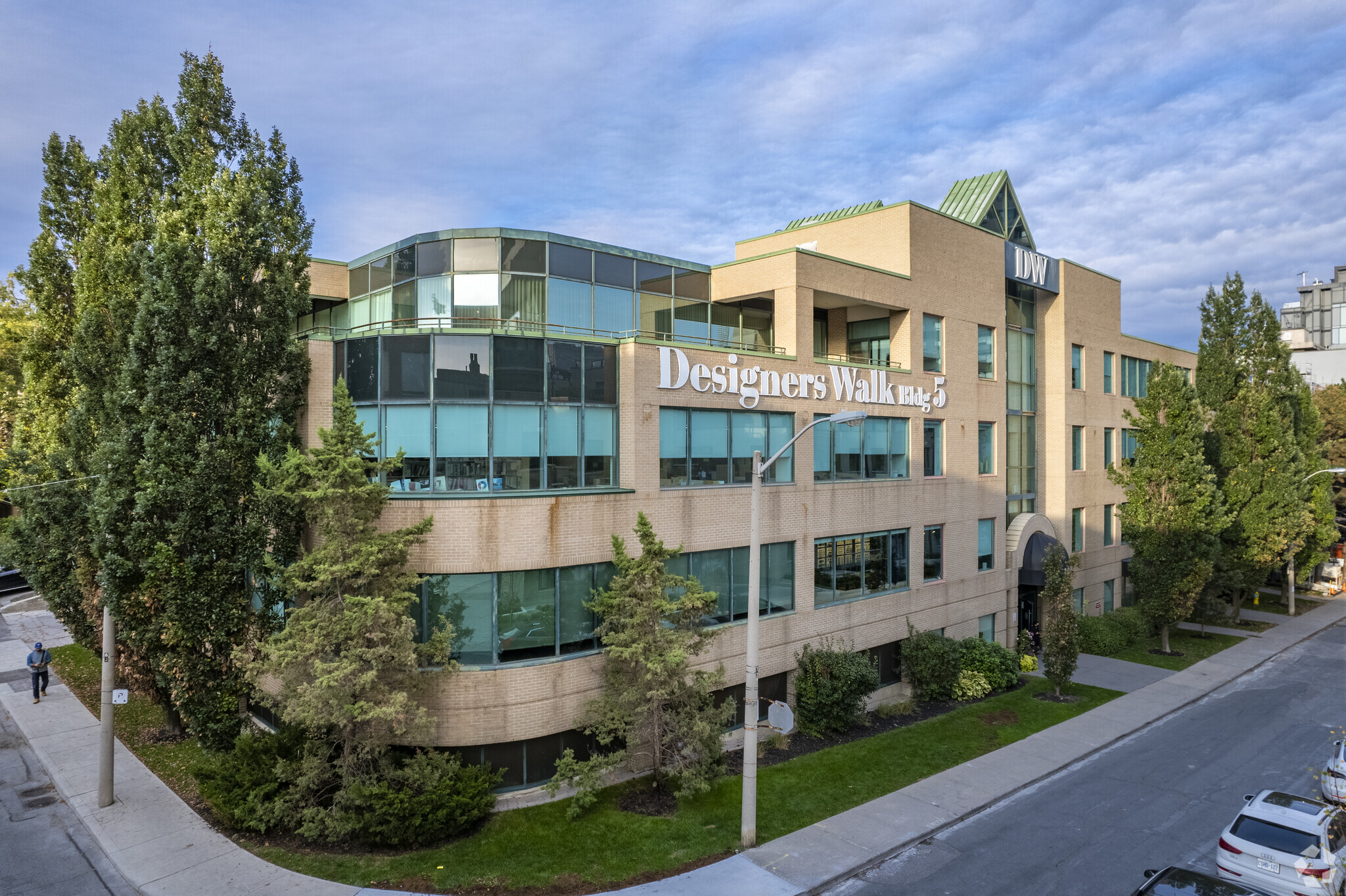 160 Pears Ave, Toronto, ON en alquiler Foto del edificio- Imagen 1 de 5