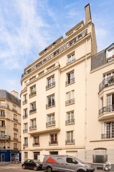 18 Bis Rue Violet, Paris en venta - Foto del edificio - Imagen 2 de 10