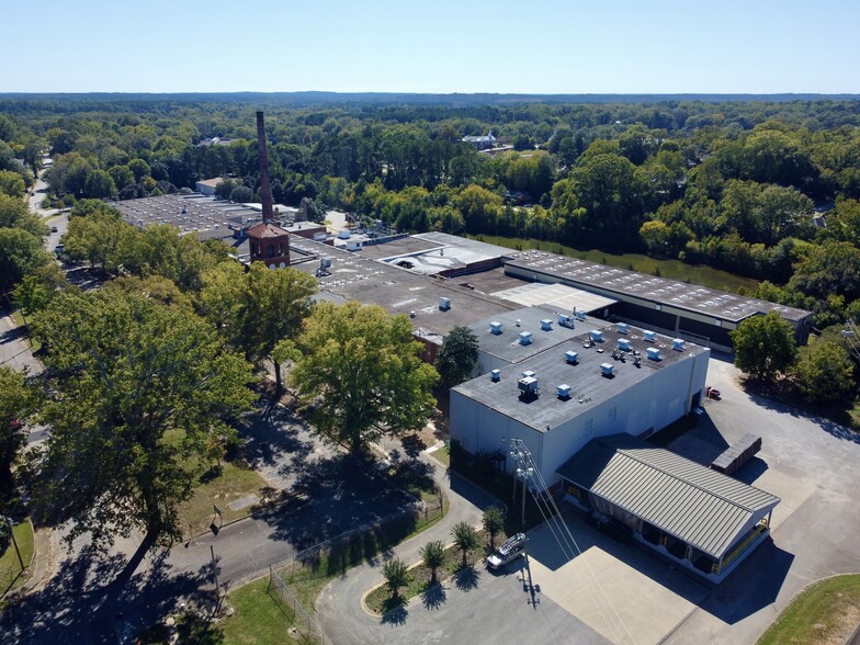 1000 Elm St, Lagrange, GA en alquiler - Foto del edificio - Imagen 2 de 43