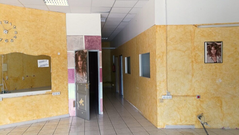 View Photo
