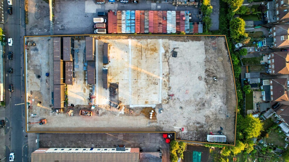 Delamare Rd, Cheshunt en alquiler - Foto del edificio - Imagen 3 de 14