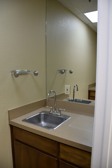 2309 Roosevelt Dr, Arlington, TX en venta - Foto del interior - Imagen 2 de 19