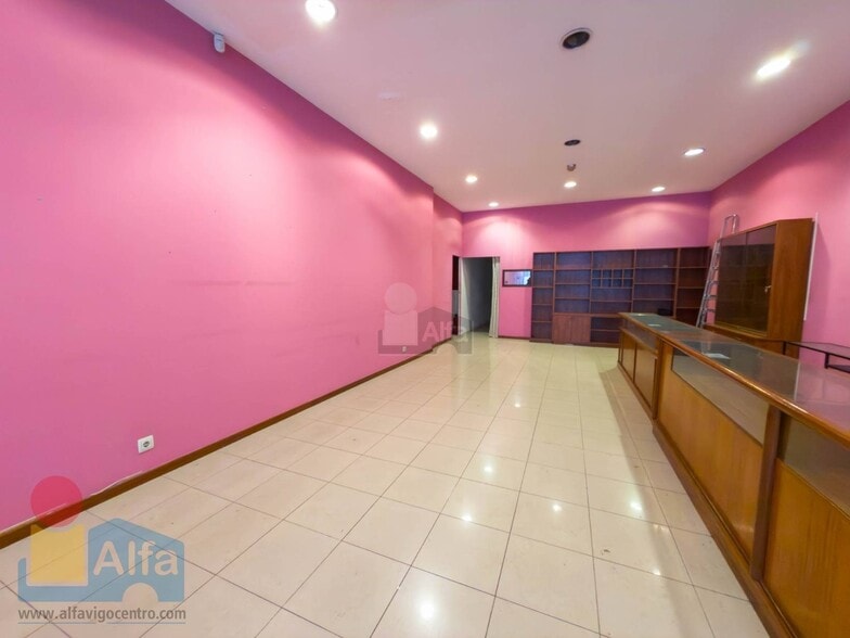 Local en Vigo, Pontevedra en alquiler - Foto del interior - Imagen 2 de 2