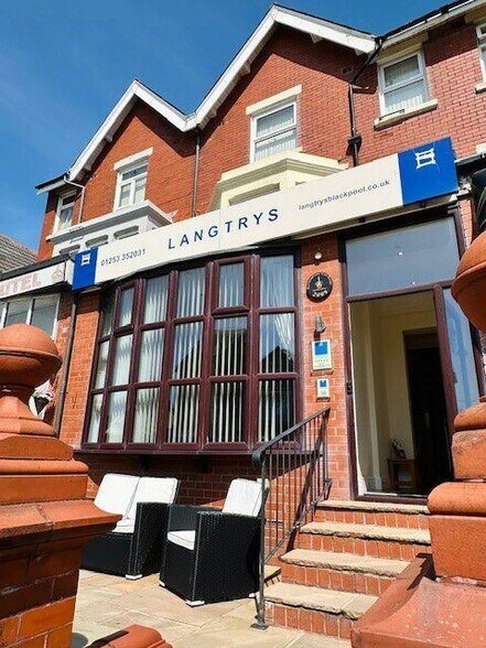 36 King Edward Av, Blackpool en venta - Foto del edificio - Imagen 2 de 41