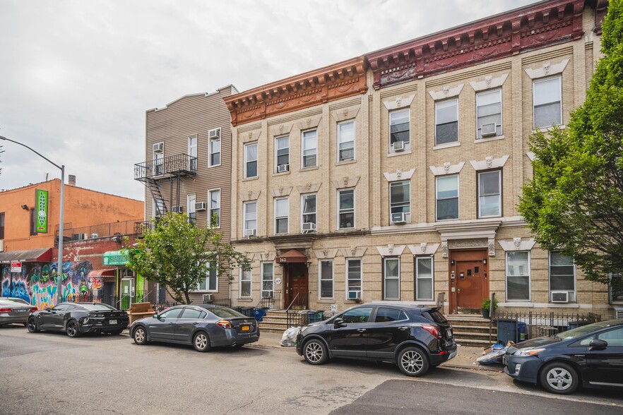 262 Withers St, Brooklyn, NY en venta - Foto del edificio - Imagen 2 de 8