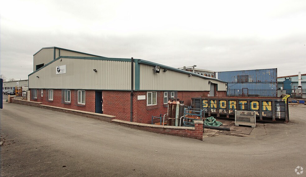 17-21 Caddick Rd, Prescot en venta - Foto del edificio - Imagen 3 de 4