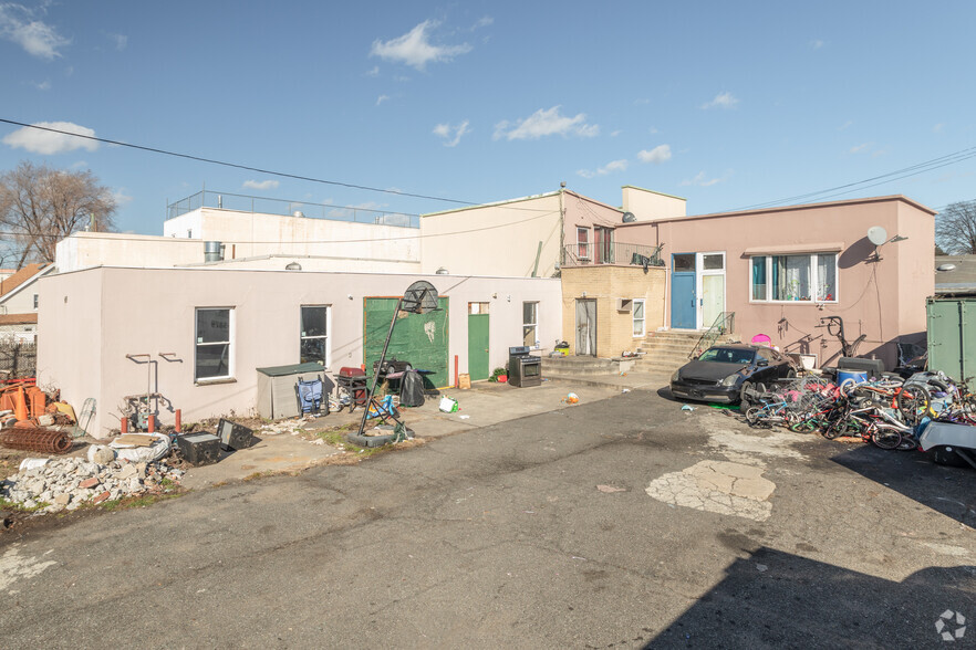 45 Jewett Ave, Staten Island, NY en venta - Foto del edificio - Imagen 1 de 2