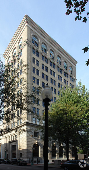 109 Capitol St, Charleston, WV en alquiler - Foto del edificio - Imagen 2 de 6