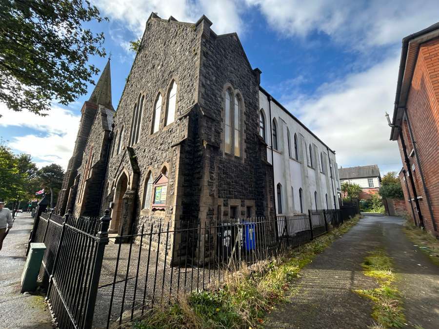 64 Woodvale Rd, Belfast en venta Foto del edificio- Imagen 1 de 4