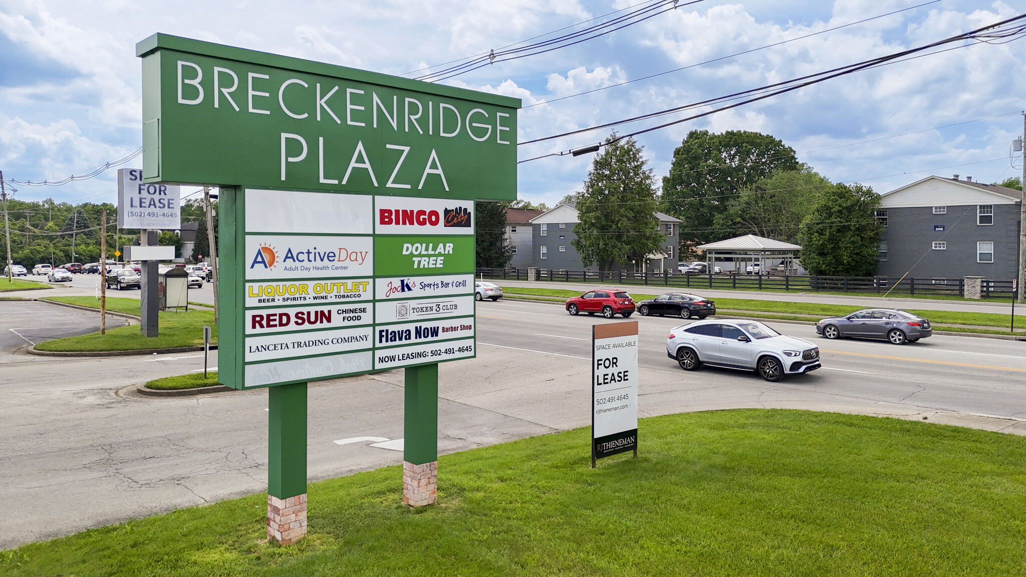 3411-3441 Breckenridge Ln, Louisville, KY en alquiler Foto del edificio- Imagen 1 de 20