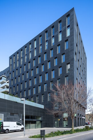 Más detalles de Passeig De La Zona Franca, Barcelona - Edificio residencial​ en venta