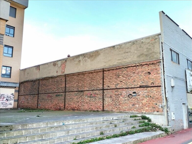 Nave en Gijón, Asturias en venta - Foto del edificio - Imagen 3 de 3