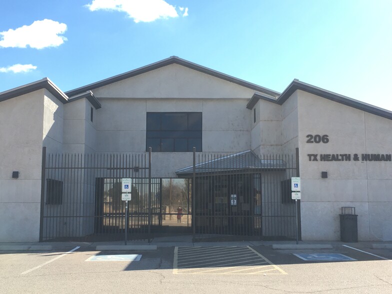 206 8th St, Fabens, TX en venta - Foto del edificio - Imagen 2 de 15