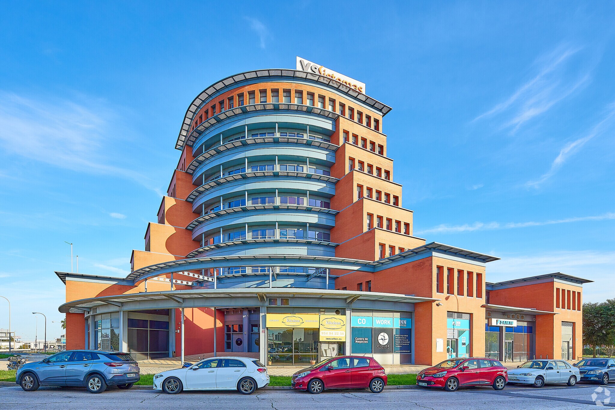 Calle Luis Fuentes Bejarano, 60, Sevilla, Sevilla en venta Foto principal- Imagen 1 de 27