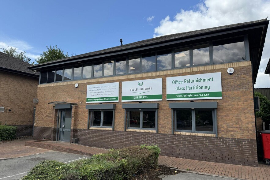 Royds Hall Rd, Leeds en alquiler - Foto del edificio - Imagen 2 de 2