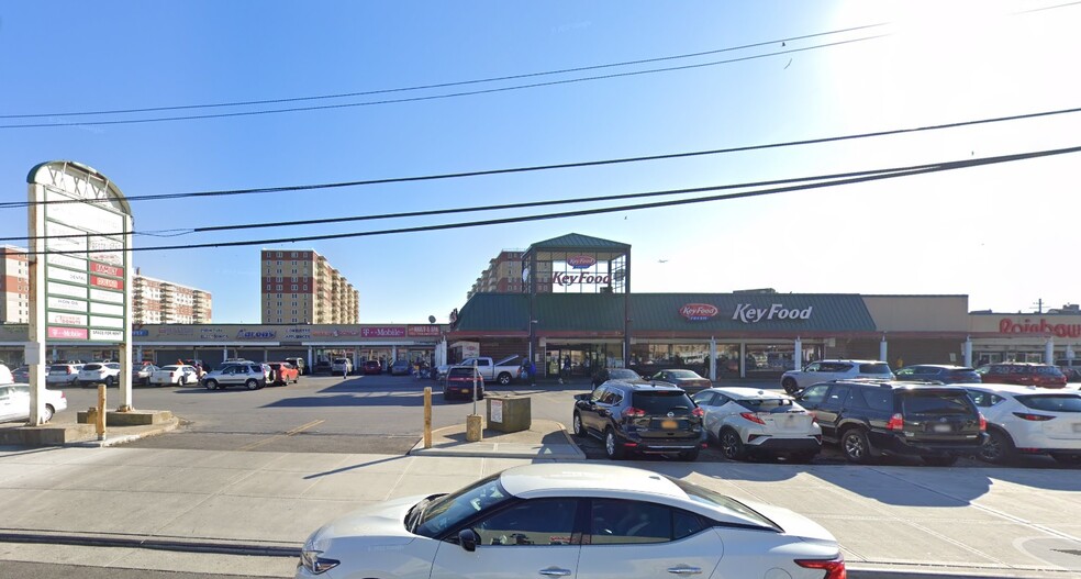 85-15-88-37 Rockaway Beach Blvd, Far Rockaway, NY en alquiler - Foto del edificio - Imagen 1 de 1