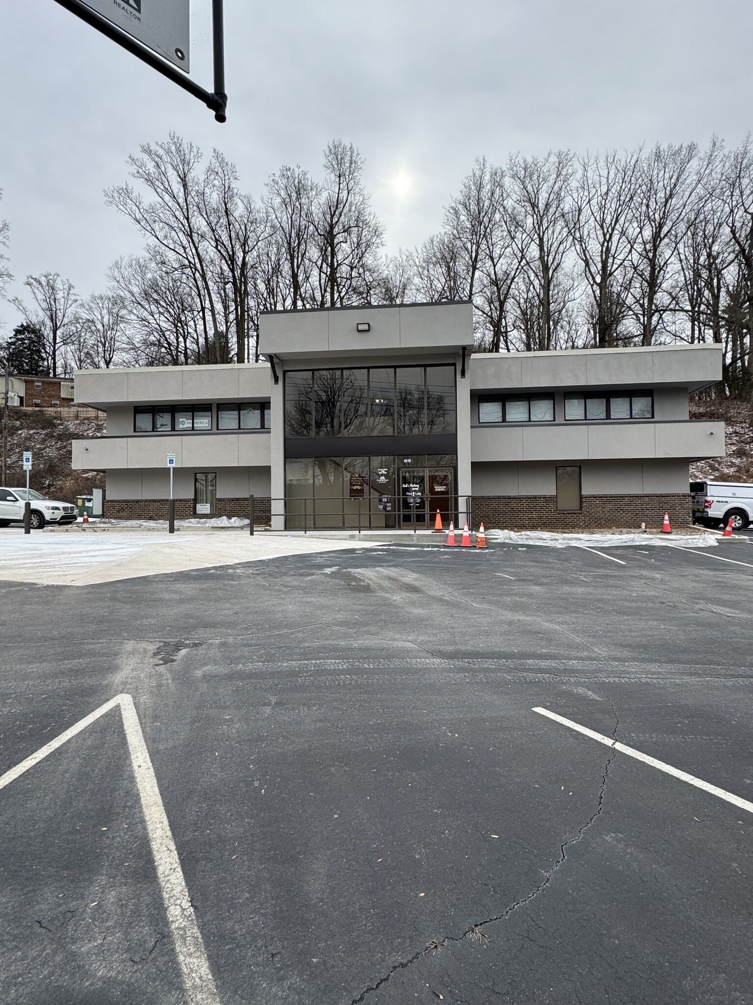 6515 Clinton Hwy, Knoxville, TN en venta Foto del edificio- Imagen 1 de 18