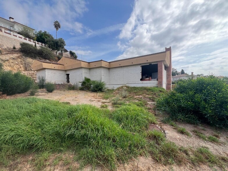 Calle Juan Ramón Jiménez, 12, Rincón de la Victoria, Málaga en venta - Foto del edificio - Imagen 2 de 14