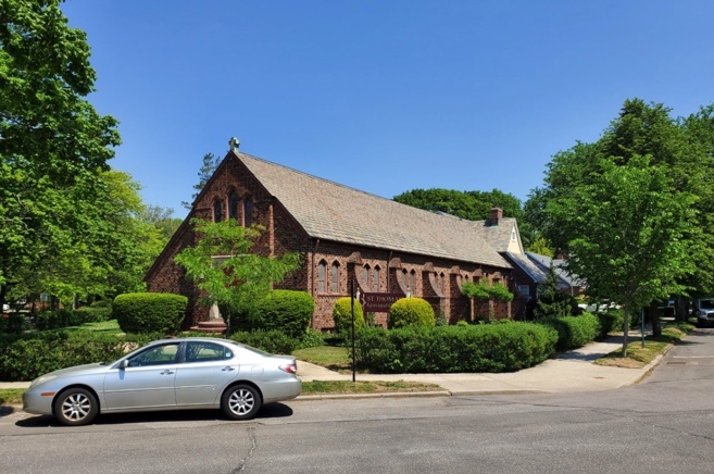 6 Commonwealth Blvd, Floral Park, NY en alquiler - Foto del edificio - Imagen 1 de 2