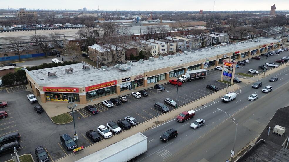 1601-1647 S Cicero Ave, Cicero, IL en alquiler - Foto del edificio - Imagen 1 de 4