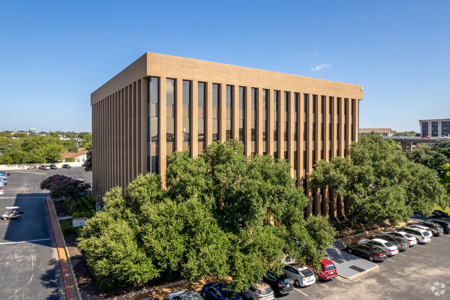 7600 Chevy Chase Dr, Austin, TX en alquiler - Foto del edificio - Imagen 1 de 7