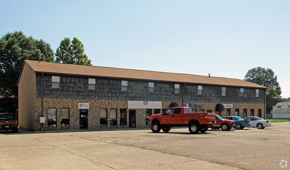 Southcrest Plaza cartera de 4 inmuebles en venta en LoopNet.es - Foto principal - Imagen 3 de 37