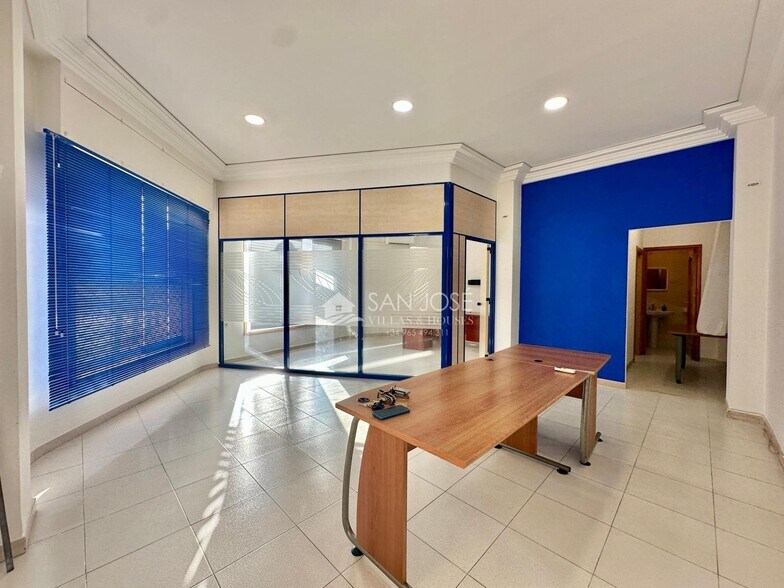 Local en Alicante en alquiler - Foto del edificio - Imagen 1 de 9