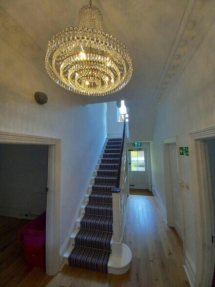 7 North Rd, Maidenhead en alquiler - Foto del edificio - Imagen 3 de 5