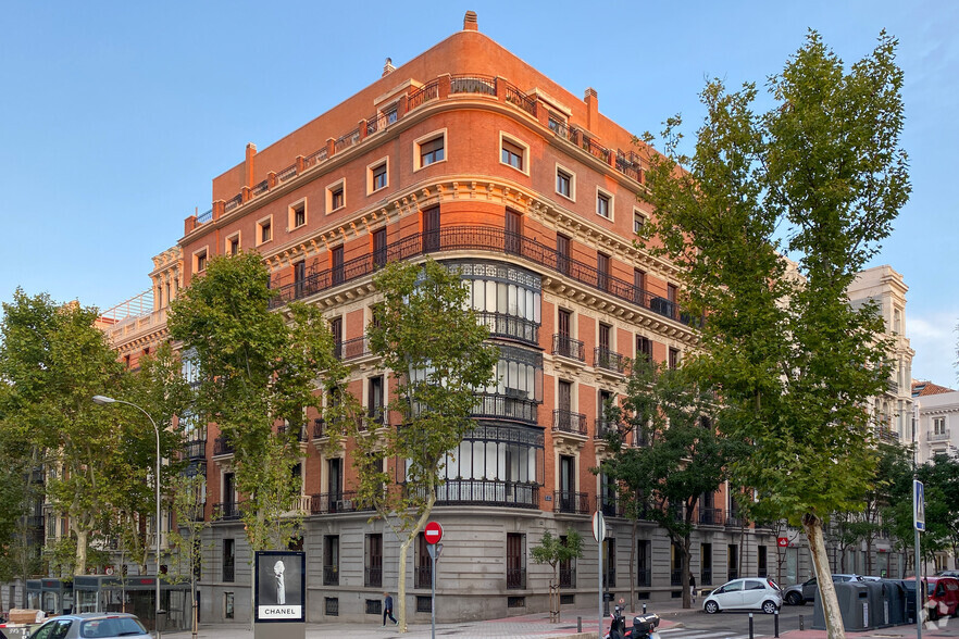 Oficinas en Madrid, MAD en alquiler - Foto del edificio - Imagen 1 de 2