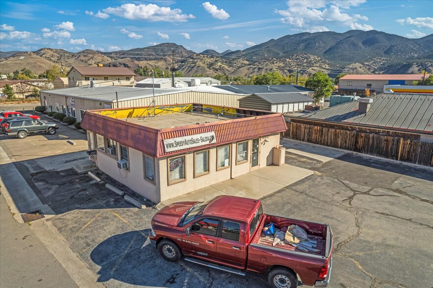 1002 E Rainbow Blvd, Salida, CO en venta - Foto del edificio - Imagen 3 de 16