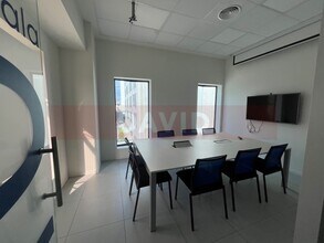 Nave en L'Hospitalet de Llobregat, Barcelona en alquiler Foto del interior- Imagen 2 de 6