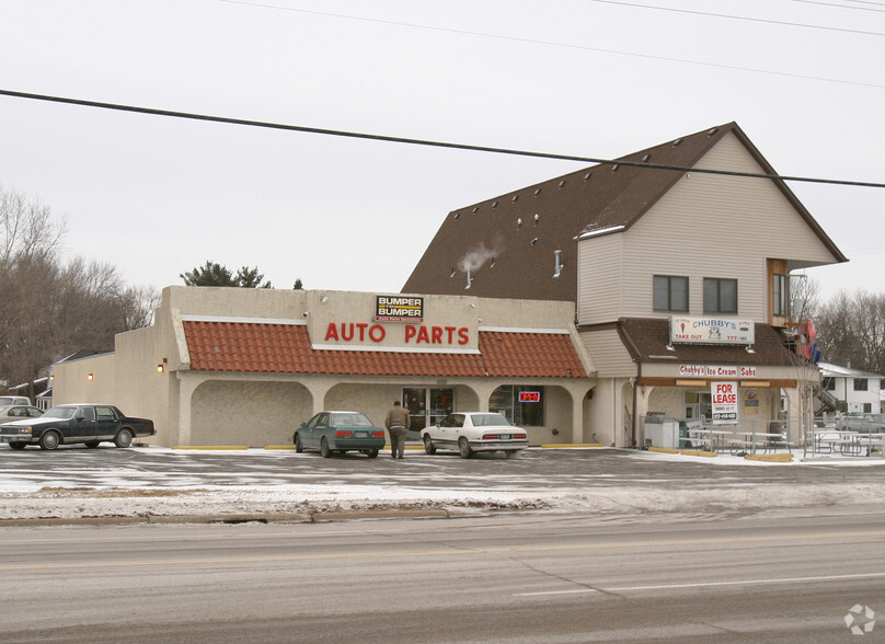 3607 N White Bear Ave, White Bear Lake, MN en alquiler - Foto del edificio - Imagen 2 de 16