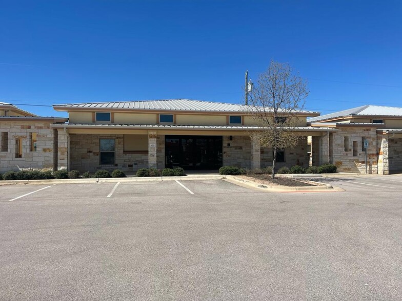 3001 Joe Dimaggio Blvd, Round Rock, TX en venta - Foto del edificio - Imagen 2 de 38