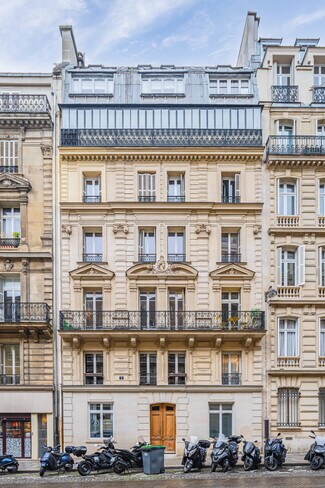 Más detalles de 3 Rue De Téhéran, Paris - Oficina en alquiler