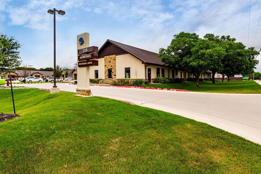 138 Old San Antonio Rd, Boerne, TX en venta - Foto del edificio - Imagen 1 de 10