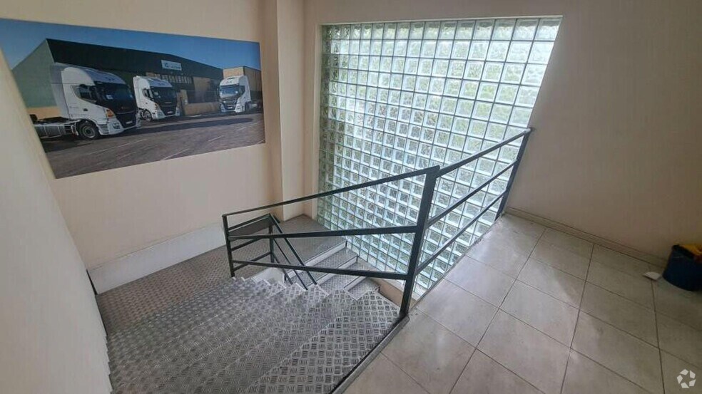 Nave en Meco, Madrid en venta - Foto del interior - Imagen 3 de 17