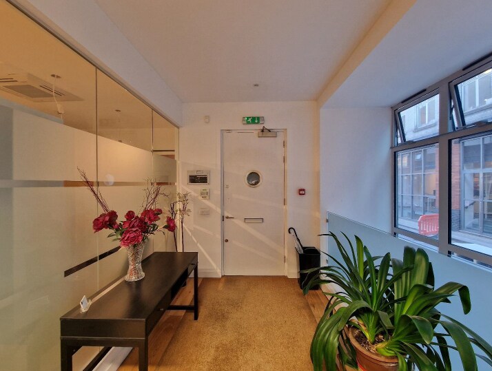 6 Honduras St, London en venta - Foto del edificio - Imagen 3 de 4