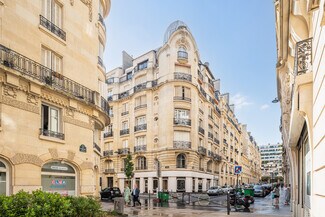 Más detalles de 2 Rue Des Colonels Renard, Paris - Oficina en venta