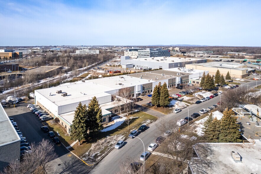 6630-6650 Rue Abrams, Montréal, QC en alquiler - Vista aérea - Imagen 3 de 22