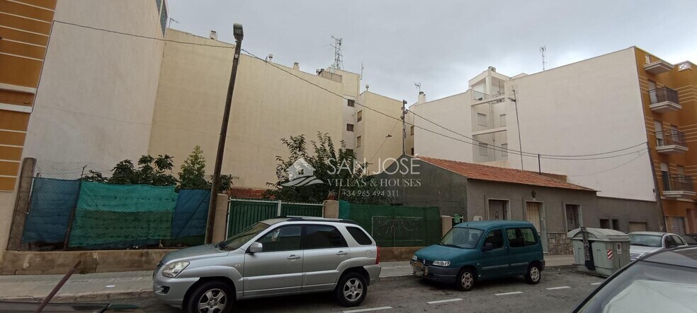 Terreno en Alicante en venta - Foto del edificio - Imagen 2 de 8