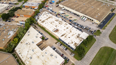 1365 Regal Row, Dallas, TX - VISTA AÉREA  vista de mapa - Image1