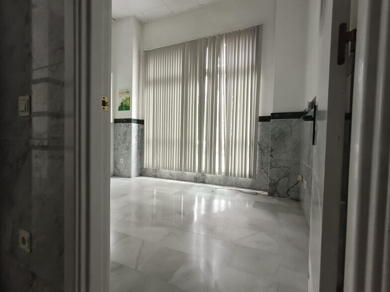 Local en Córdoba, Córdoba en alquiler - Foto del interior - Imagen 3 de 13