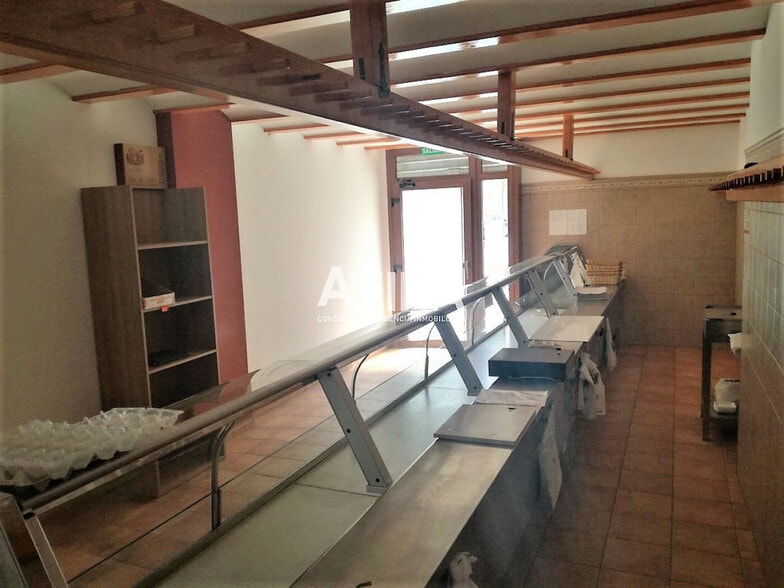Local en Ontinyent, Valencia en venta - Foto del edificio - Imagen 2 de 20