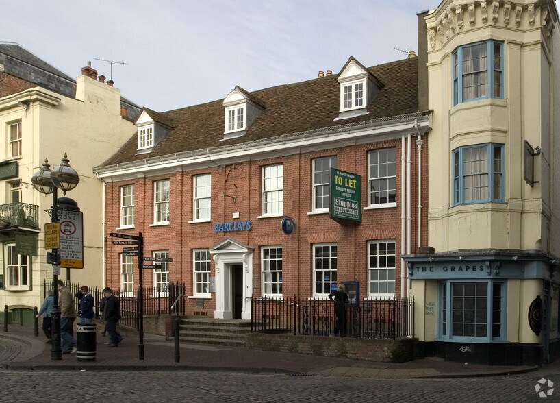 34 Market Sq, Aylesbury en venta - Foto del edificio - Imagen 3 de 4