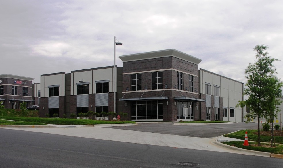 13340 Mid Atlantic Blvd, Laurel, MD en alquiler - Foto del edificio - Imagen 1 de 5