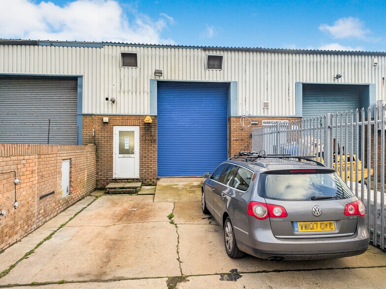 Ford Rd, Ford en alquiler - Foto del edificio - Imagen 3 de 3