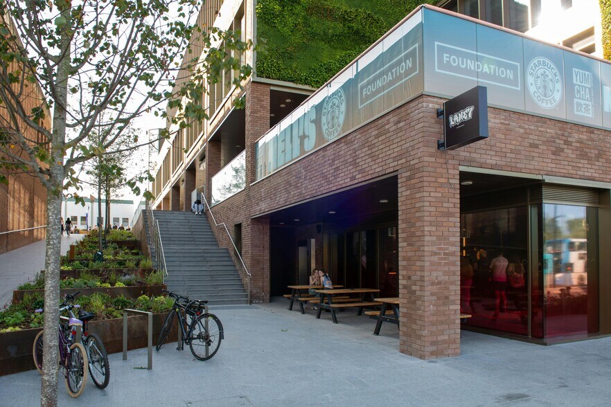 2 George St, Altrincham en alquiler - Foto del edificio - Imagen 3 de 26