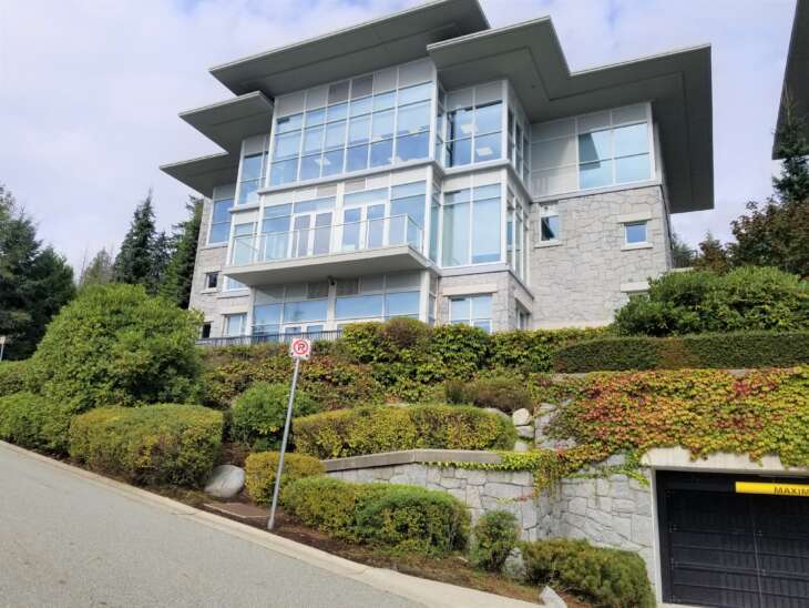 2240 Chippendale Rd, West Vancouver, BC en alquiler - Foto principal - Imagen 1 de 1