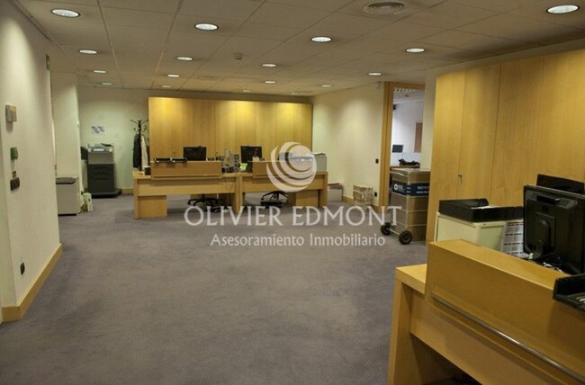 Más detalles de Oficina en alquiler