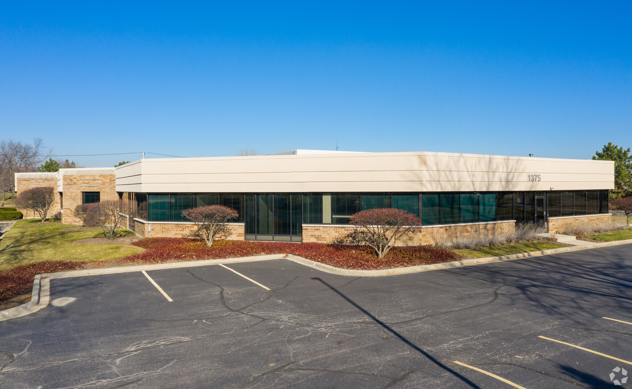 1375 Tri-State Parkway, Gurnee, IL en venta Foto principal- Imagen 1 de 9